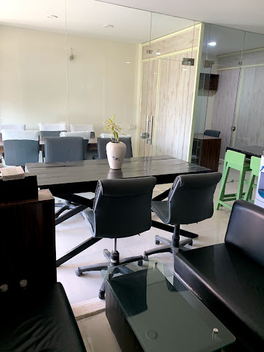 Manages Office Space In Pipliyahana Sqr BI579